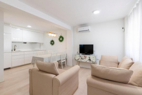 Whitey House in Triana